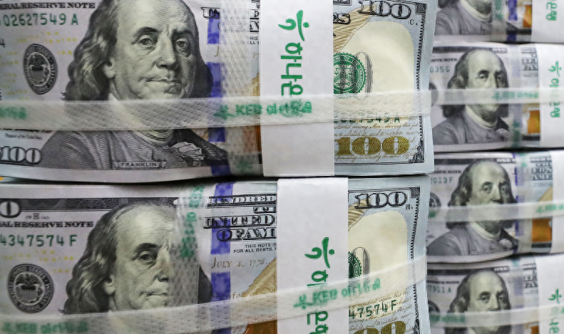 Euro and Yen Take Center Stage in the Market
